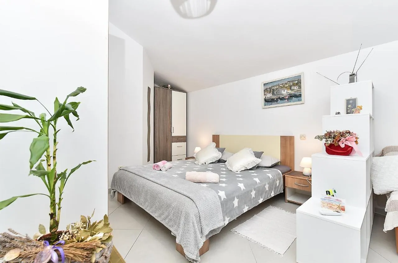 Apartment Panorama Fazana 2139